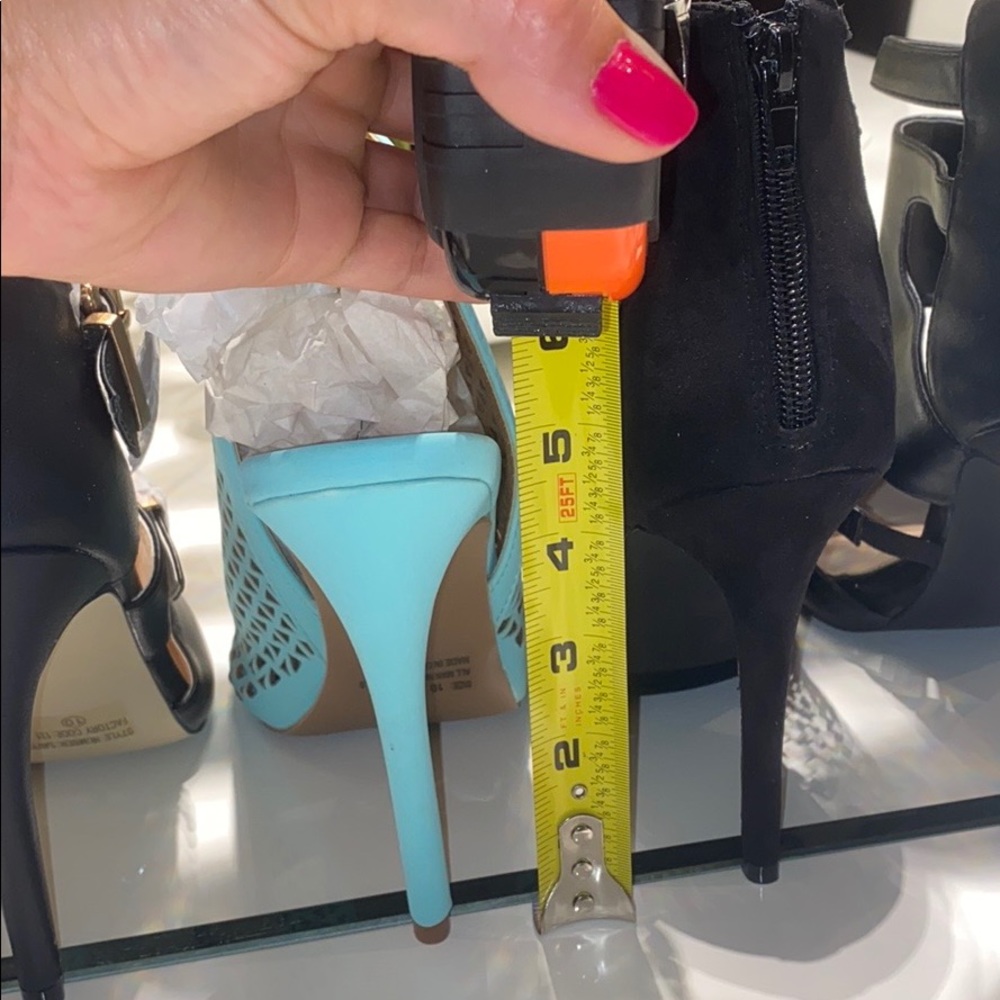 Mint Heels - Picture 12 of 13